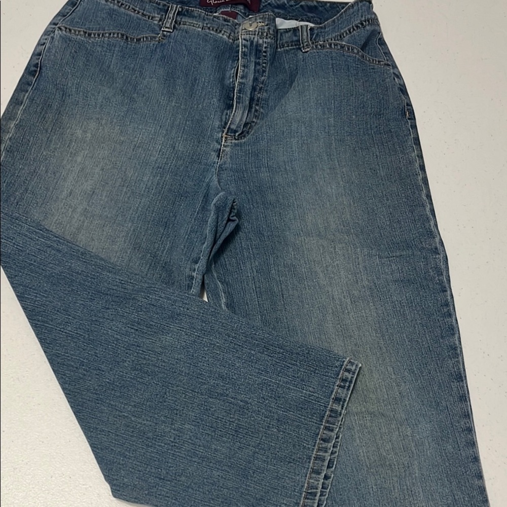 Blue Cropped Ankle Jeans with Natural Fading